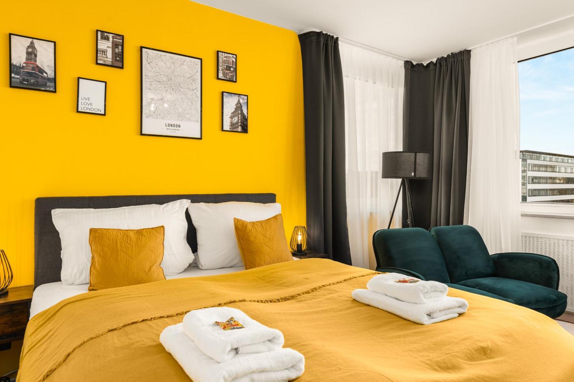 Free Living - City Design Apartments, Zentrum, Outlet, Balkon, Kueche วอล์ฟสบวร์ก ภายนอก รูปภาพ